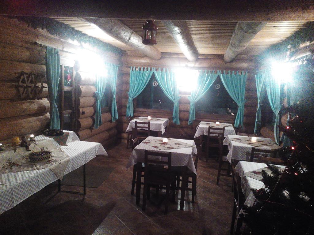 Penzion Casa Muntelui - Sambata Sîmbăta de Sus Exteriér fotografie