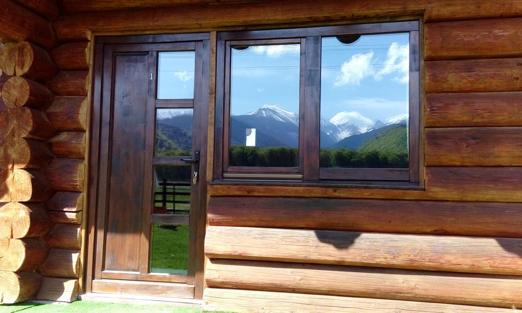 Penzion Casa Muntelui - Sambata Sîmbăta de Sus Exteriér fotografie